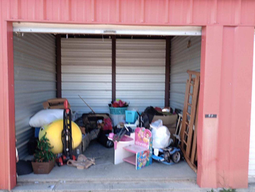 Storage Unit Auction in Trenton, SC at Tigers Eye Self Storage